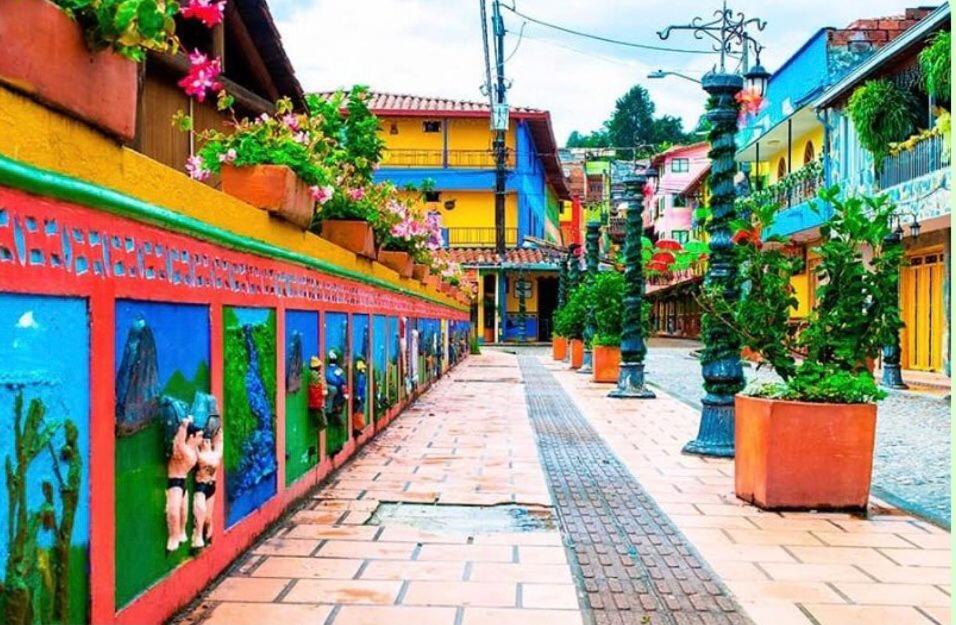 La Plazoleta Apartamento Apartman Guatapé Kültér fotó
